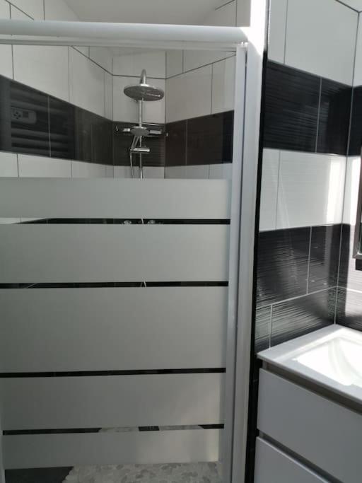 Gite Bin Benaise Draps Et Serviettes Compris Pamproux Екстериор снимка
